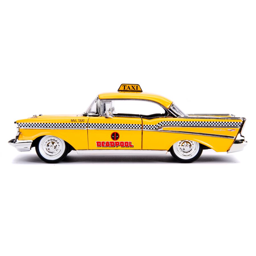 Deadpool (Comics) - 1957 Chevy Bel Air Taxi Hollywood Ride 1:24 Scale Diecast Vehicle with Deadpool