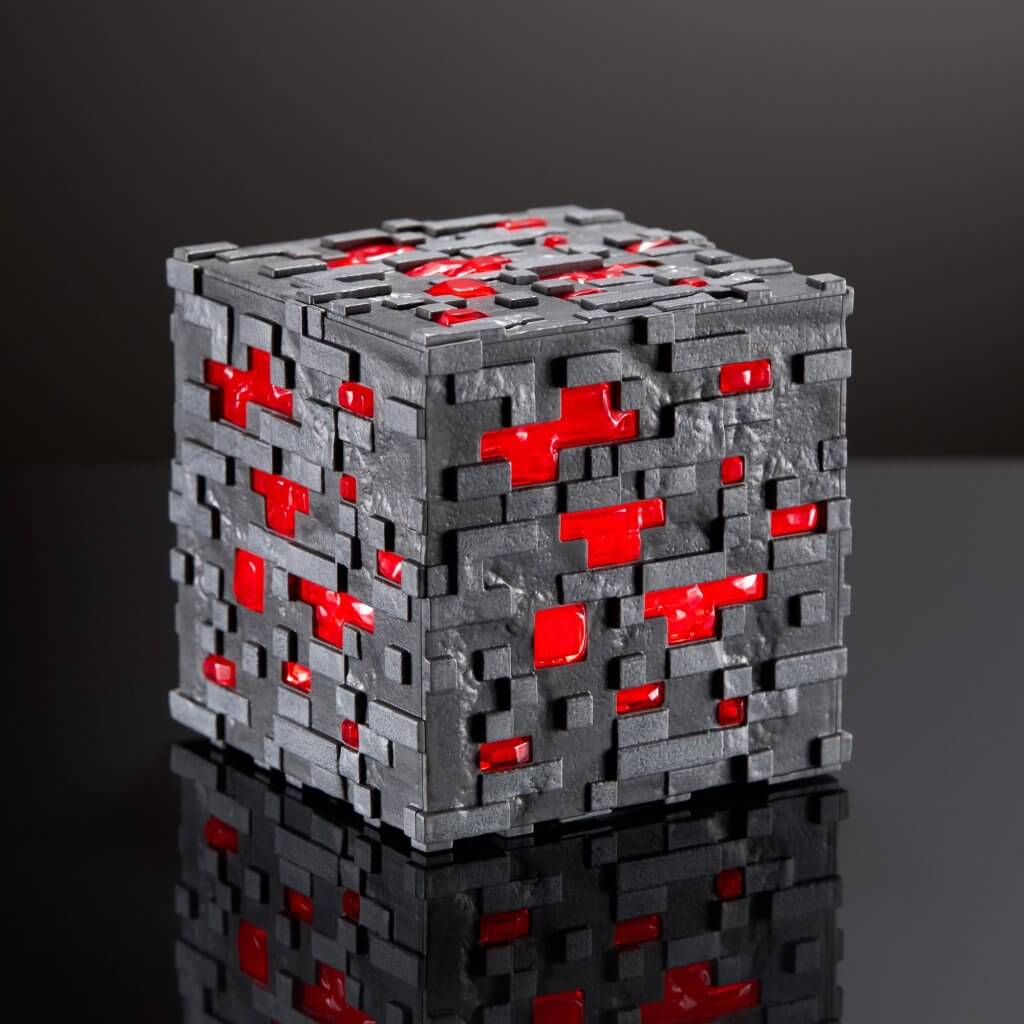 MINECRAFT Redstone Ore Light
