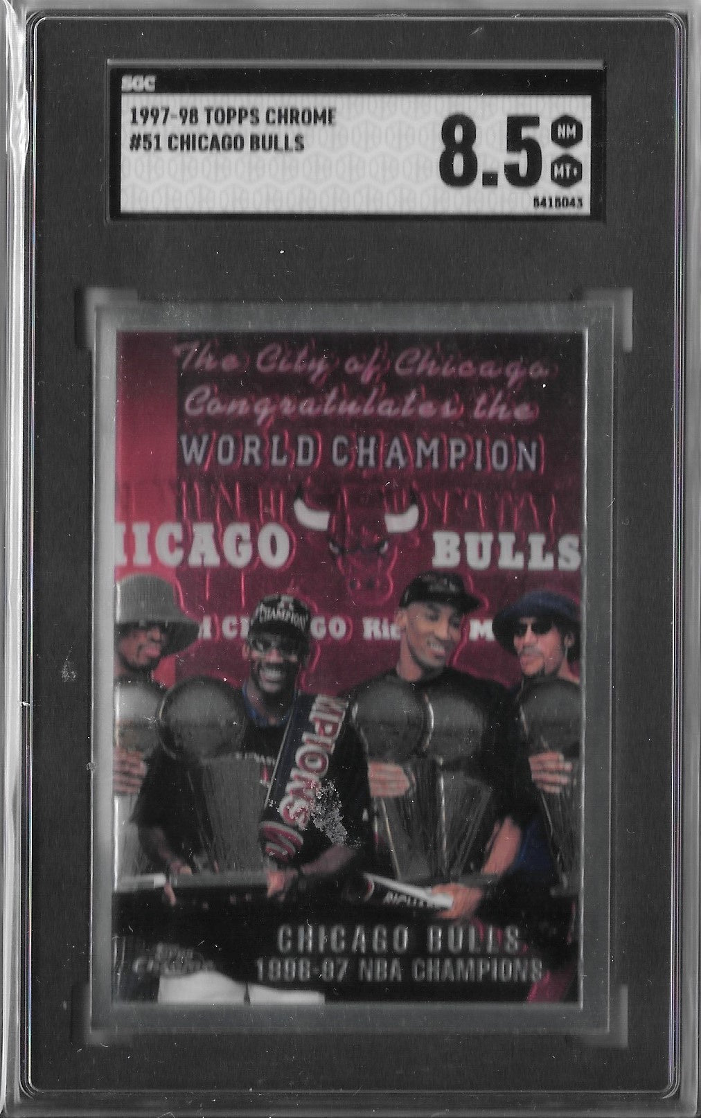 1997-98 Topps Chrome Basketball NBA #51, Chicago Bulls, SGC 8.5