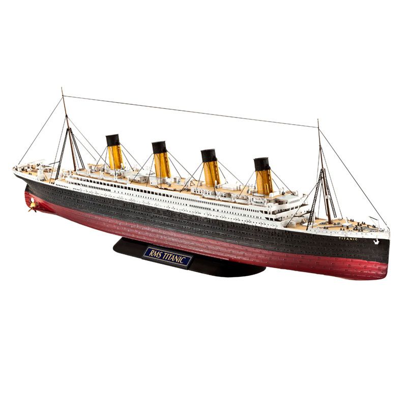 REVELL RMS TITANIC, 1:700 Scale Model Kit