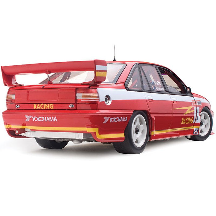 Classic Carlectables 18790 Holden VP Commodore 1993 Bathurst 2nd Place, 1:18 Diecast Model Car