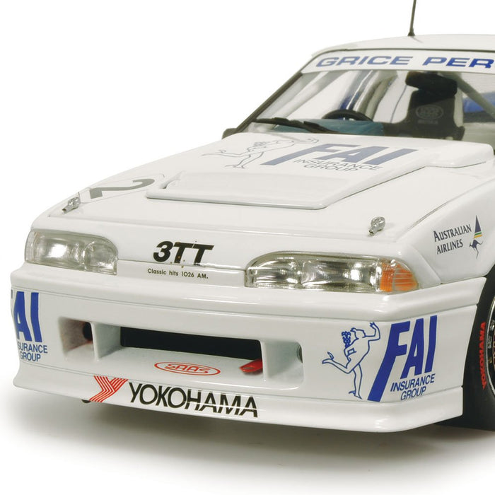 Classic Carlectables Holden VL Commodore Group A SV Bathurst 1988, 1:18 Scale Diecast Model Car