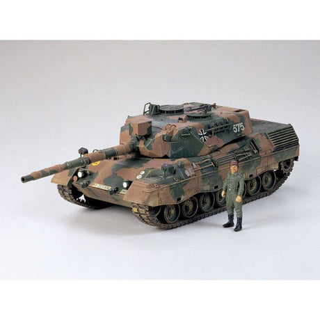 TAMIYA WEST GERMAN LEOPARD A4, 1:35 Scale Model Kit