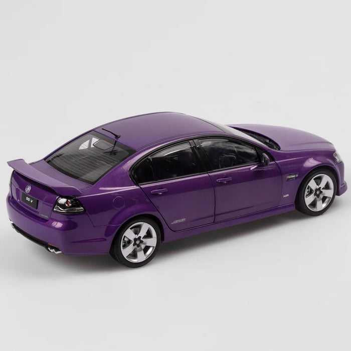 Authentic Collectables, Holden VE Commodore SS V - Morpheus, 1:18 Scale Diecast Car