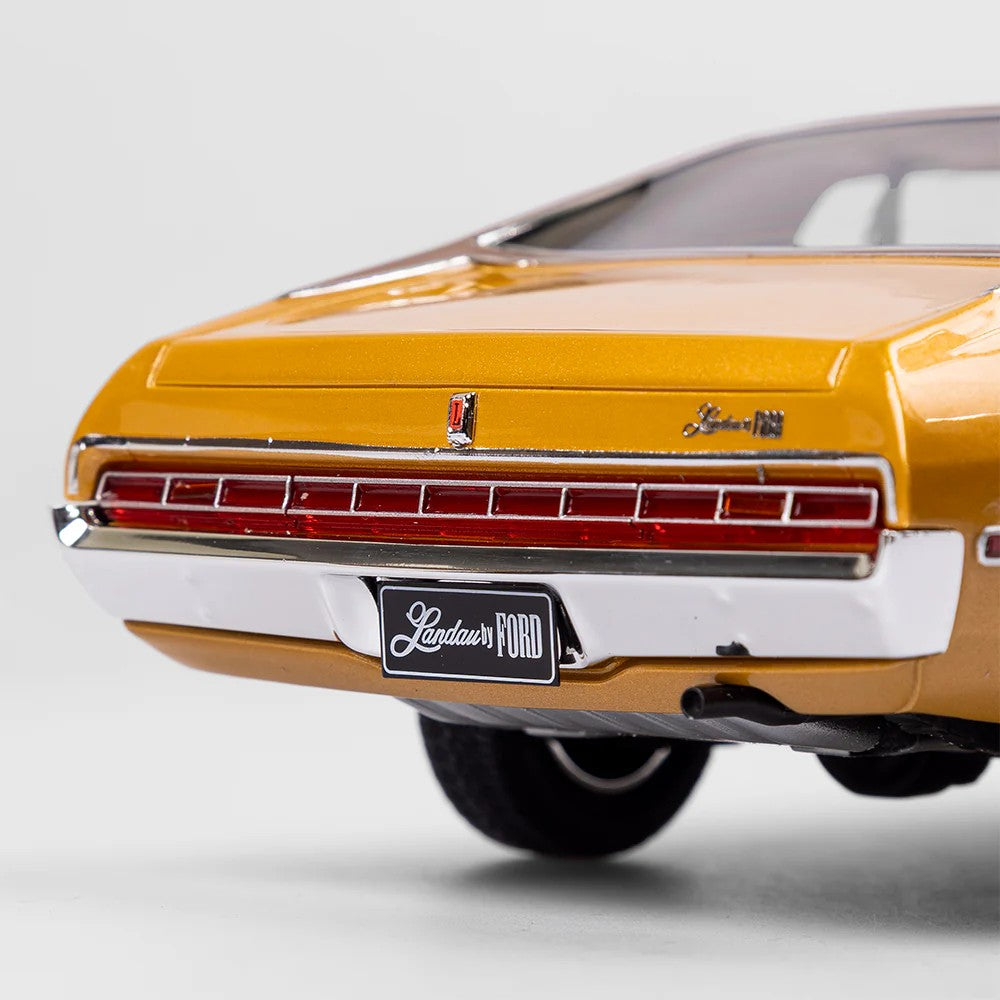 Authentic Collectables, Ford P4 Landau - Tropic Gold, 1:18 Scale Diecast Car