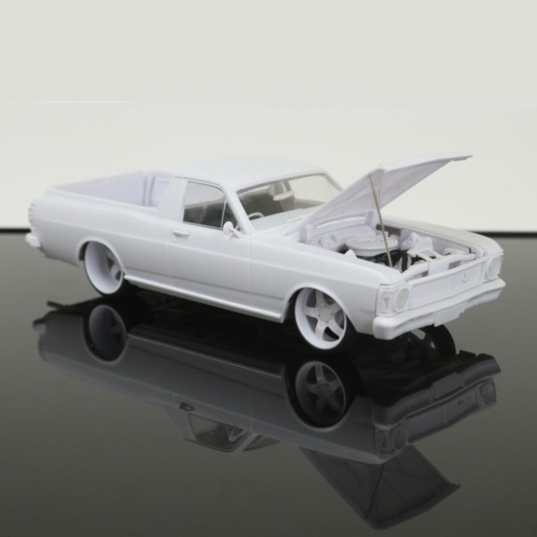Custom XW Ford Ute Slammed, 1:24 Scale Plastic Model Kit