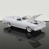 Custom XW Ford Ute Slammed, 1:24 Scale Plastic Model Kit