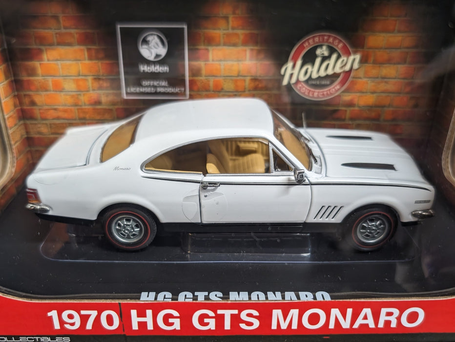 White Holden HG GTS 350 Monaro, 1:32 Scale Diecast