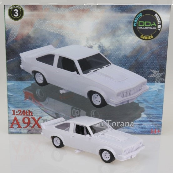 Holden Torana A9X, 1978 Bathurst Winner, 1:24 Scale Plastic Model Kit