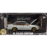 CHASE VERSION: Metallic White Custom Holden VL Calais, 1:24 Scale Diecast Car
