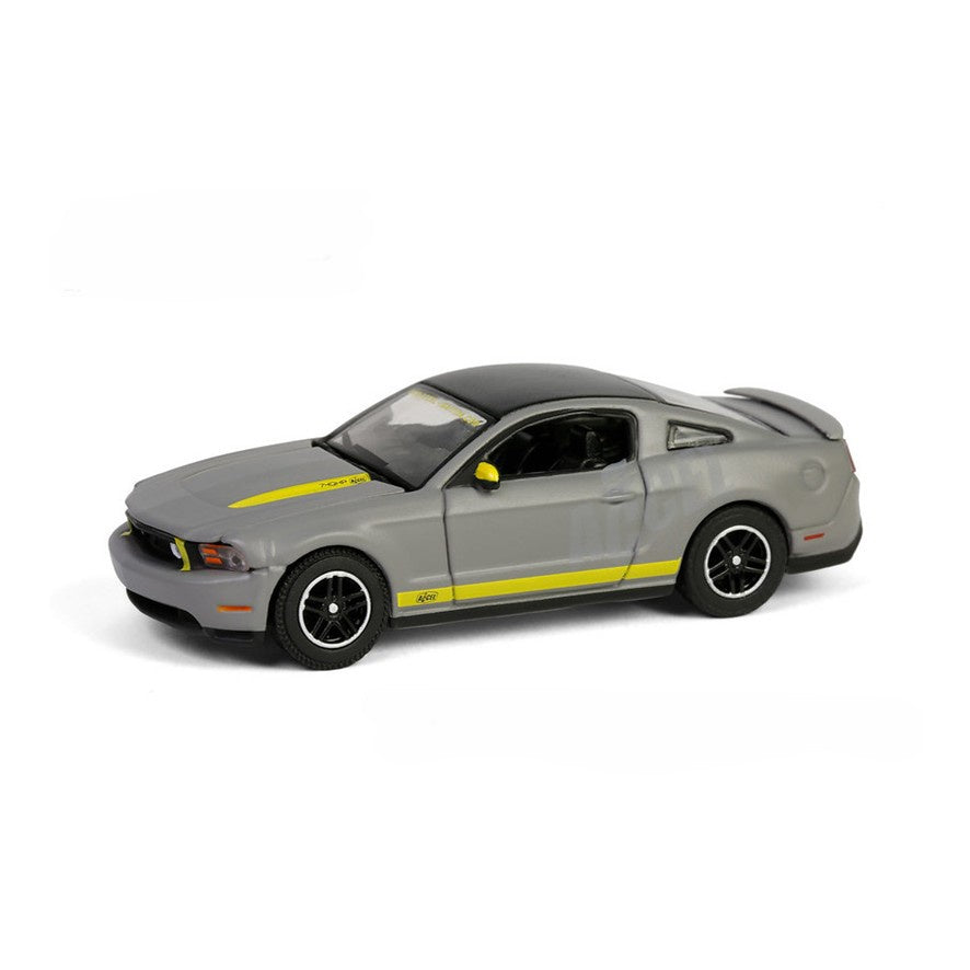 2011 Ford Mustang, Running on Empty Series, 1:64 Diecast Car